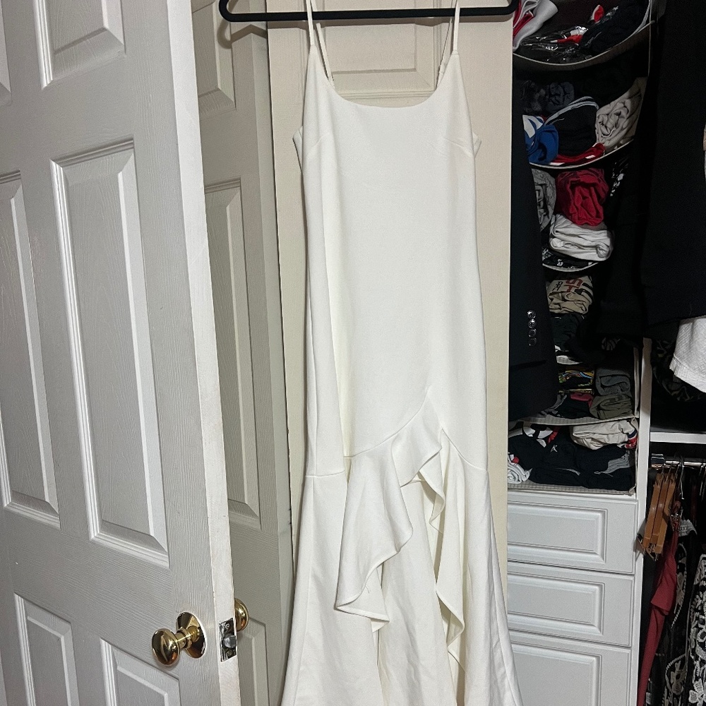 Selfie Leslie ASYMMETRICAL HEMLINE DRESS WHITE